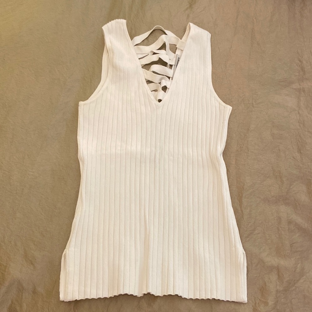 NWOT Autumn Cashmere V-neck strap tank